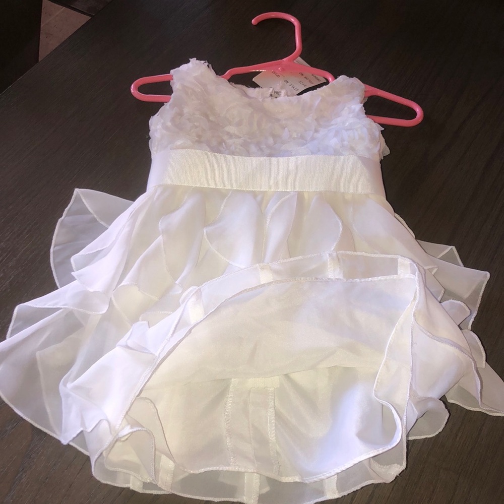 Davina 🩷 white formal dress girls Sz 2T